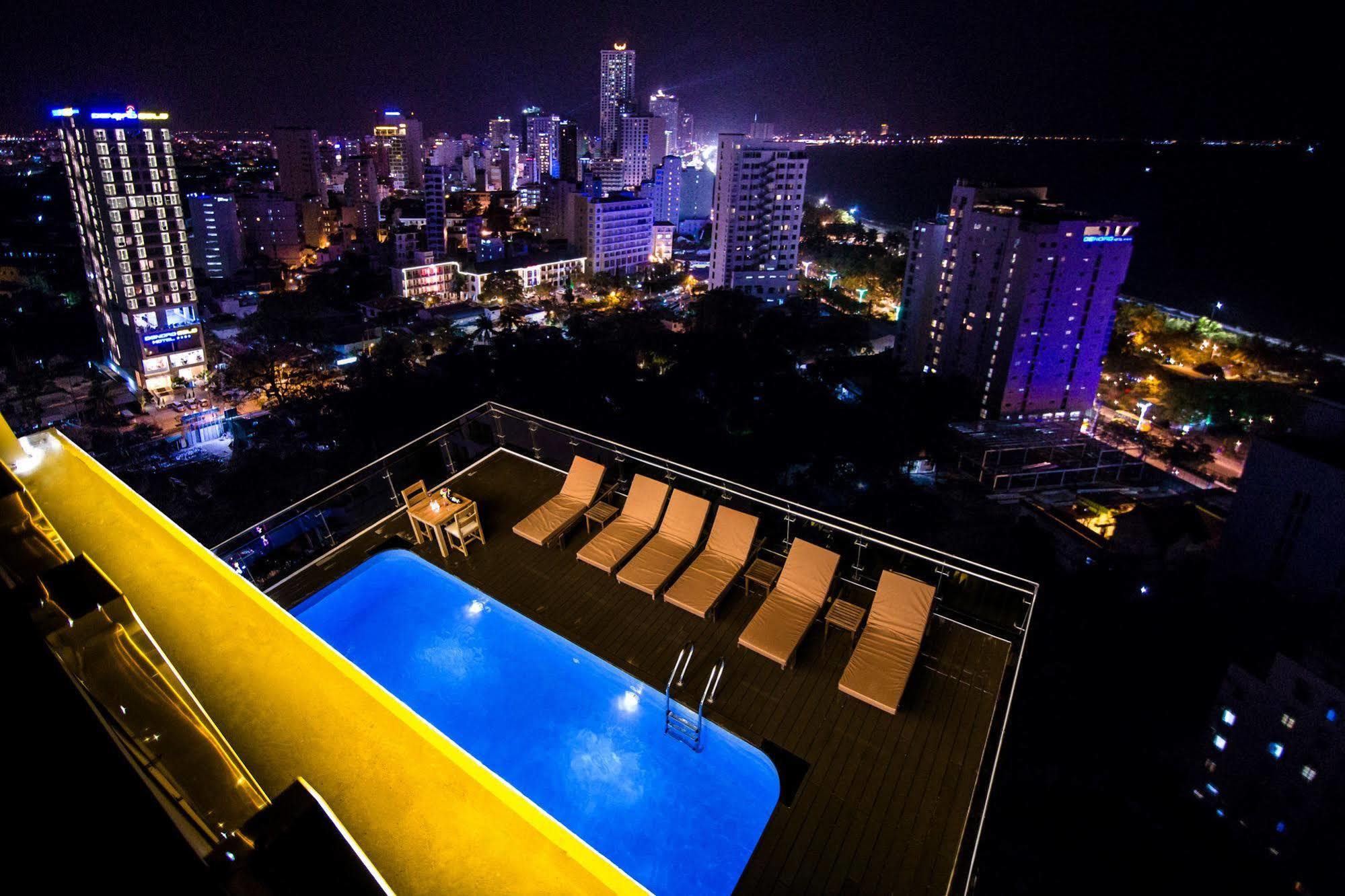 An Vista Hotel Nha Trang Exteriör bild